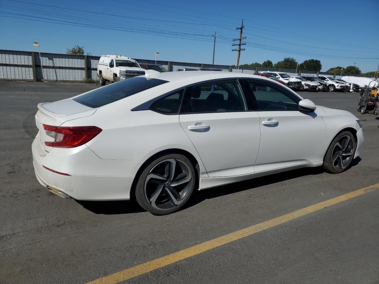 2020 Honda Accord Sport - Image 3