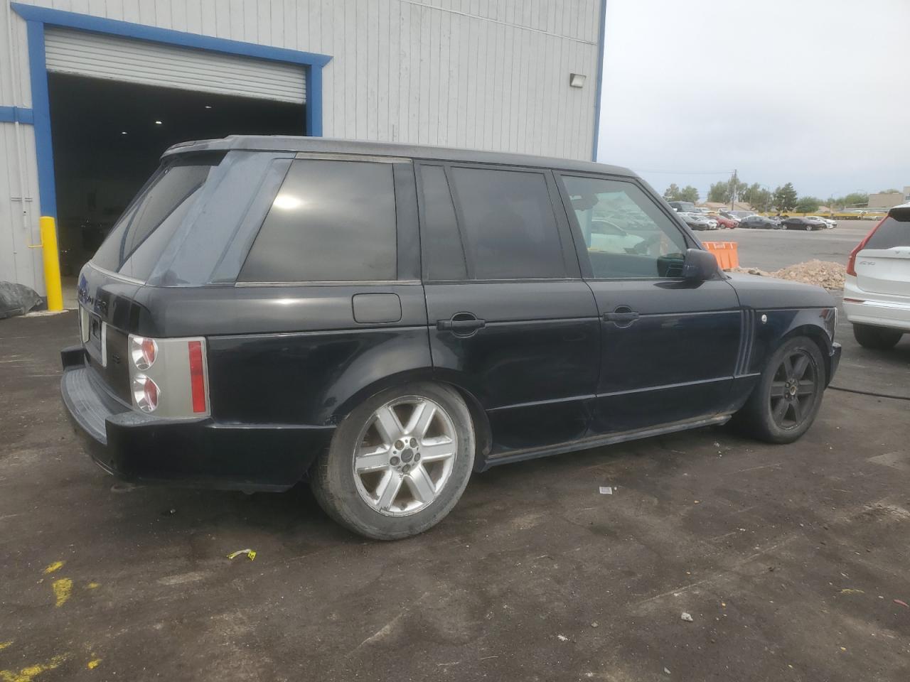 2004 Land Rover Range Rover Hse - Image 3