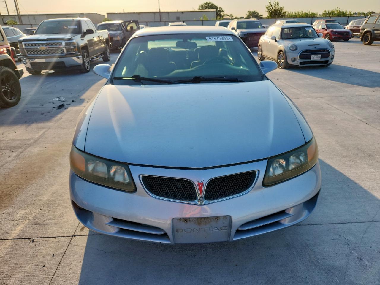 2005 Pontiac Bonneville Se - Image 5
