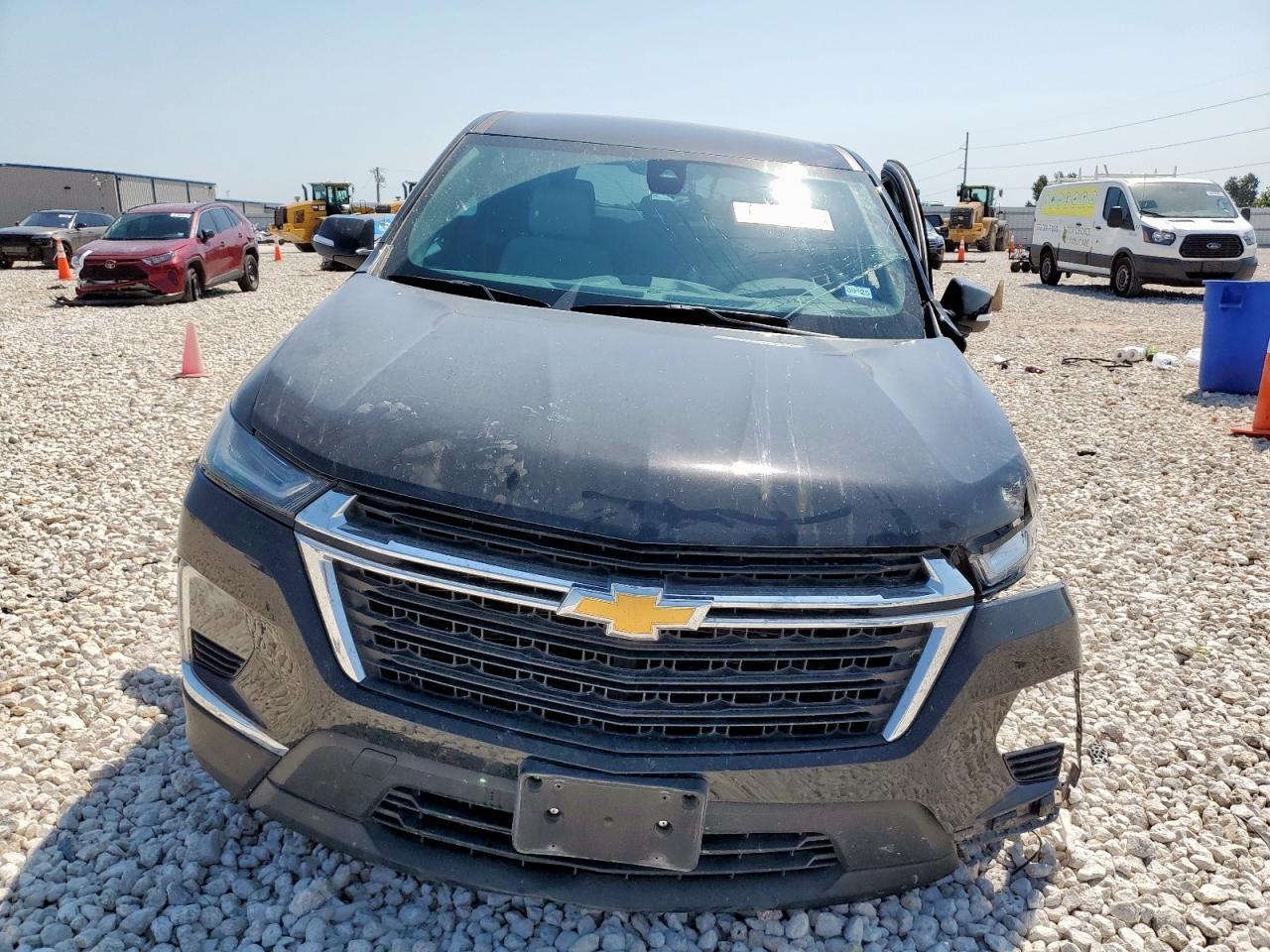 2023 Chevrolet Traverse Ls - Фото 5