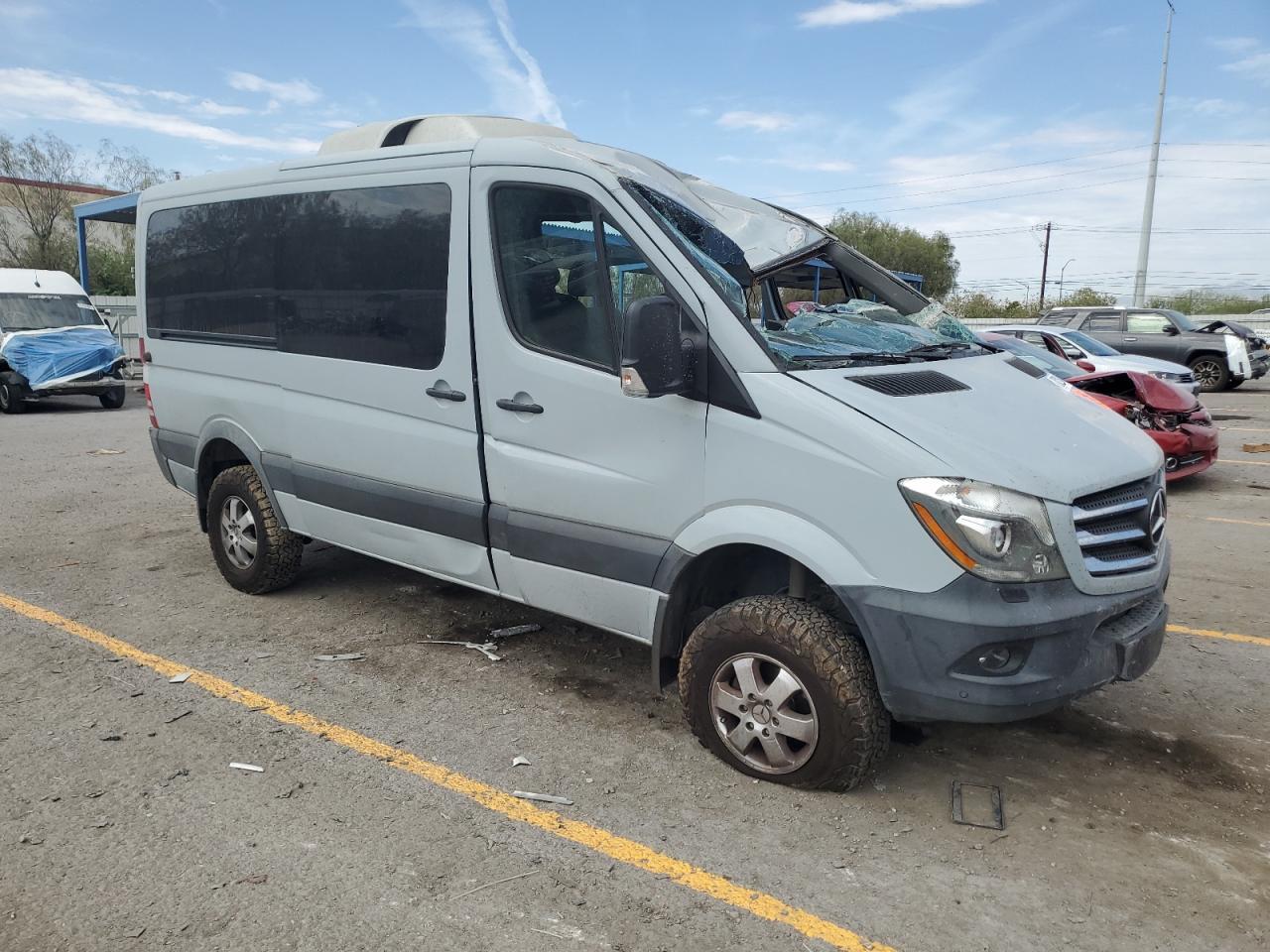 2016 Mercedes-Benz Sprinter 2500 - Фото 4