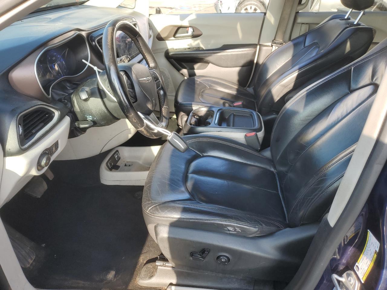 2017 Chrysler Pacifica Touring L - Фото 7