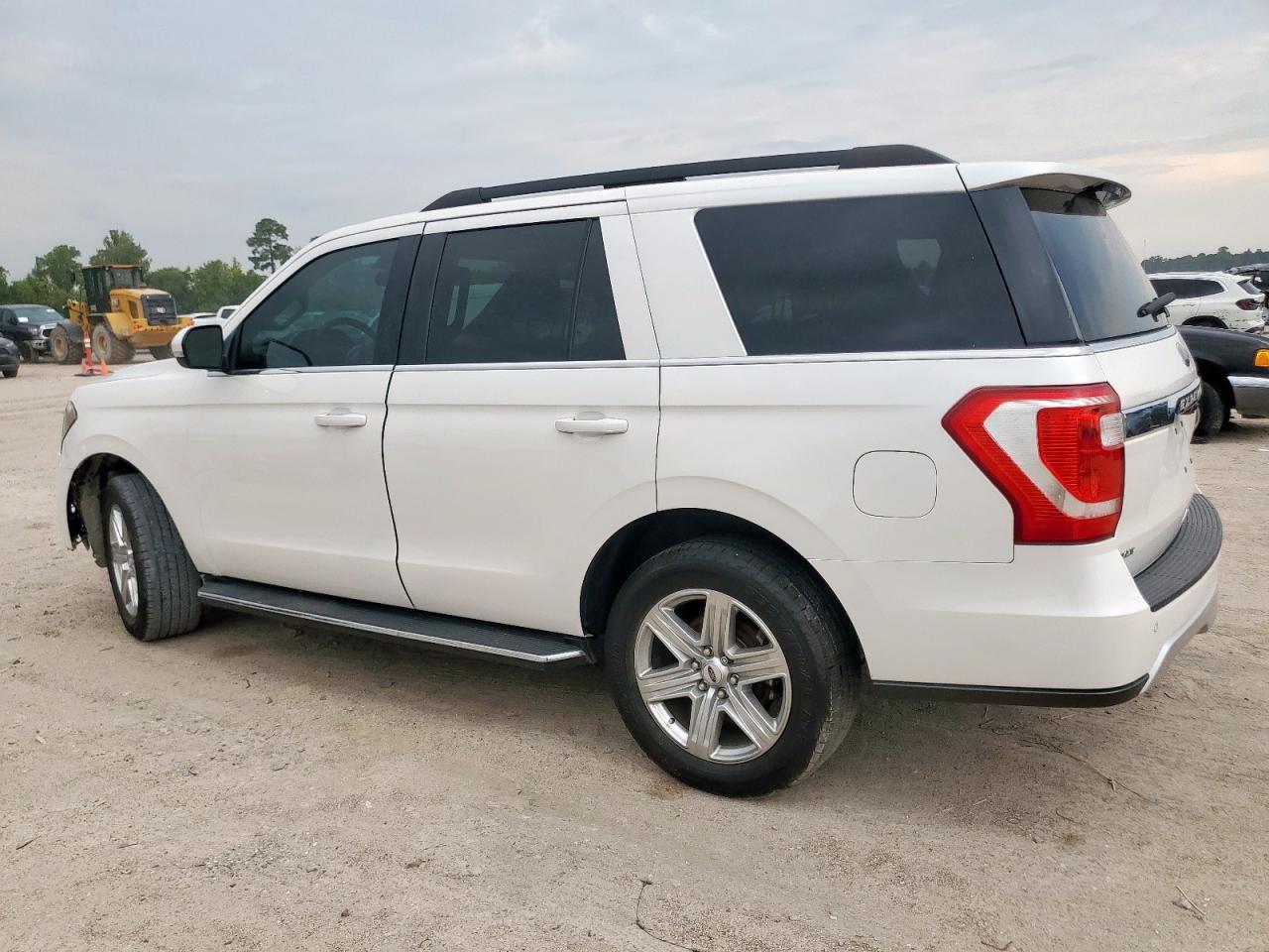 2019 Ford Expedition Xlt - Фото 2