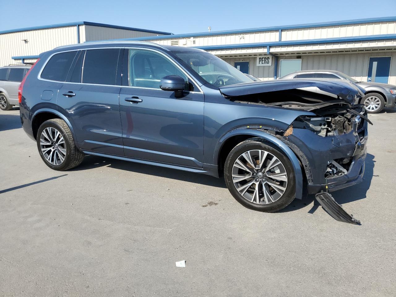 2021 Volvo Xc90 T6 Momentum - Фото 4