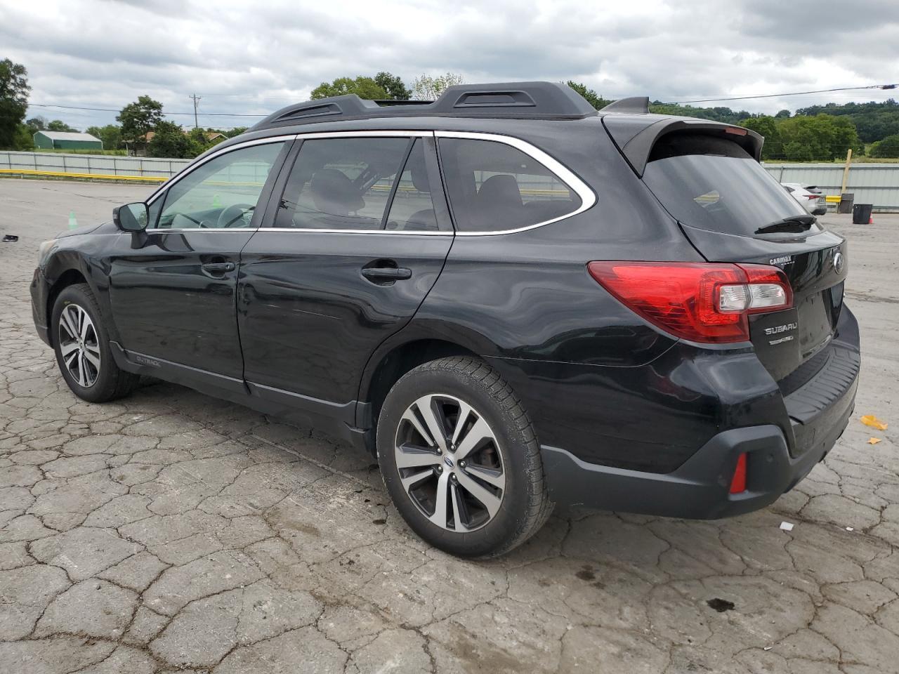 2018 Subaru Outback 2.5I Limited - Фото 2
