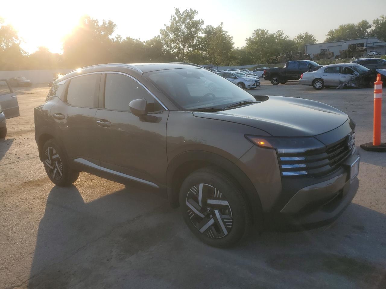 2025 Nissan Kicks Sv - Фото 4
