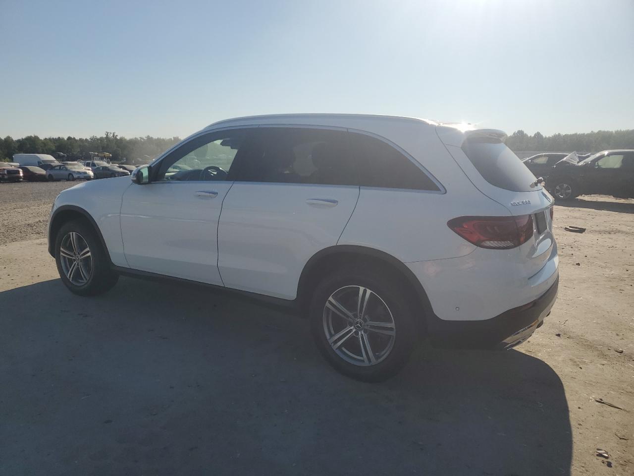2021 Mercedes-Benz Glc 300 4Matic - Фото 2