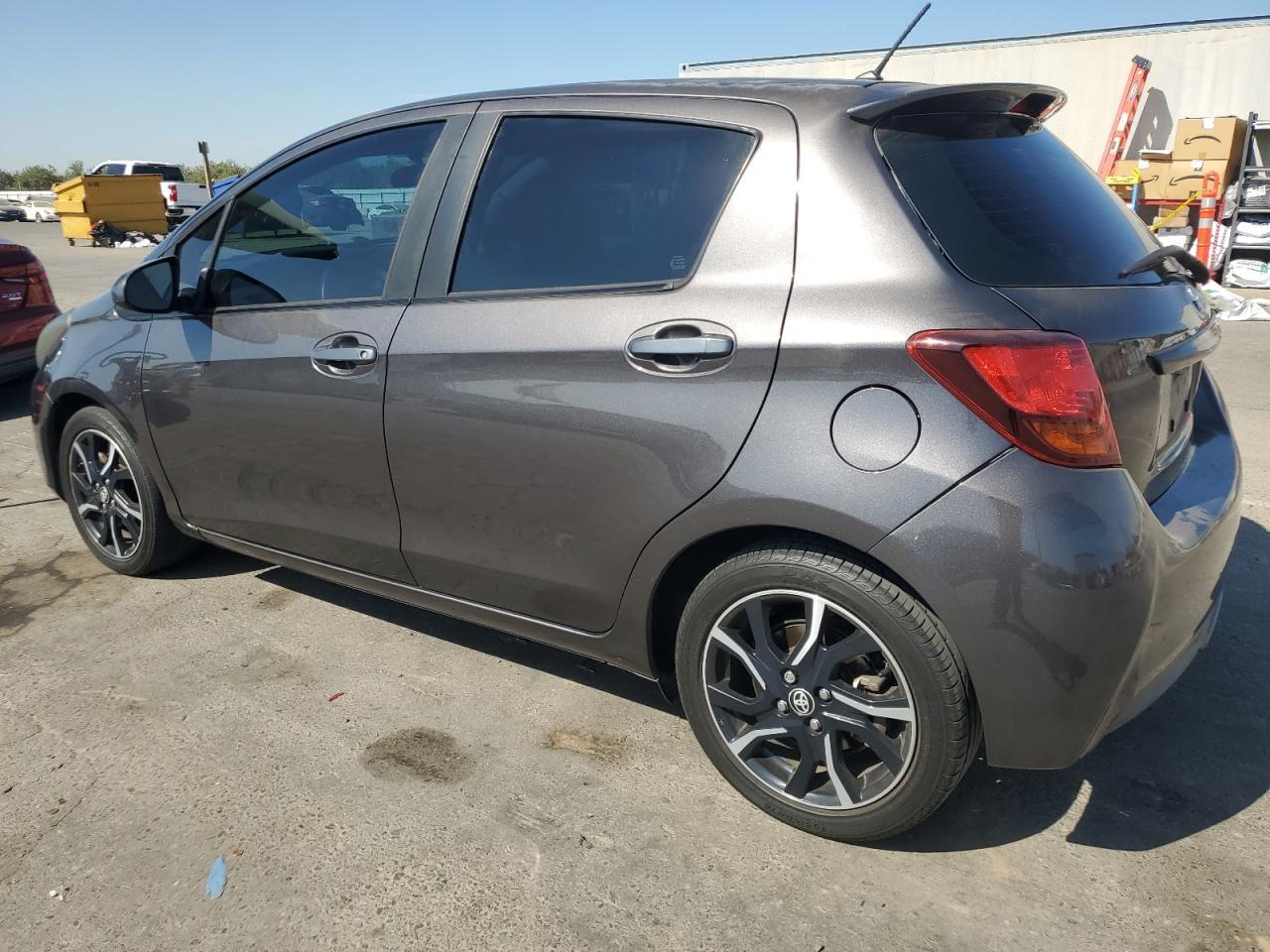 2015 Toyota Yaris - Image 2