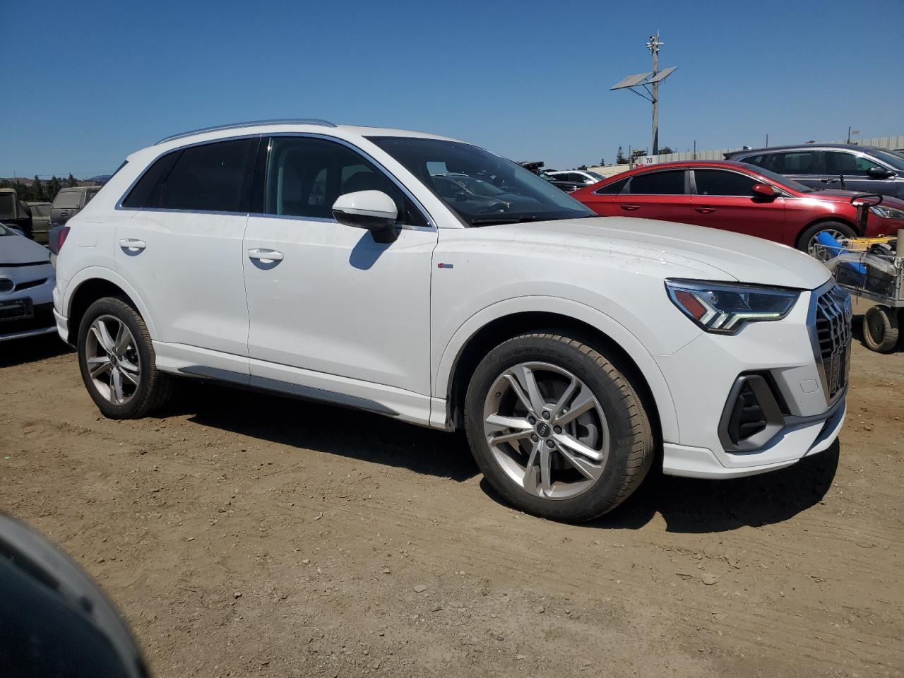 2024 Audi Q3 Premium Plus S Line 45 - Фото 4