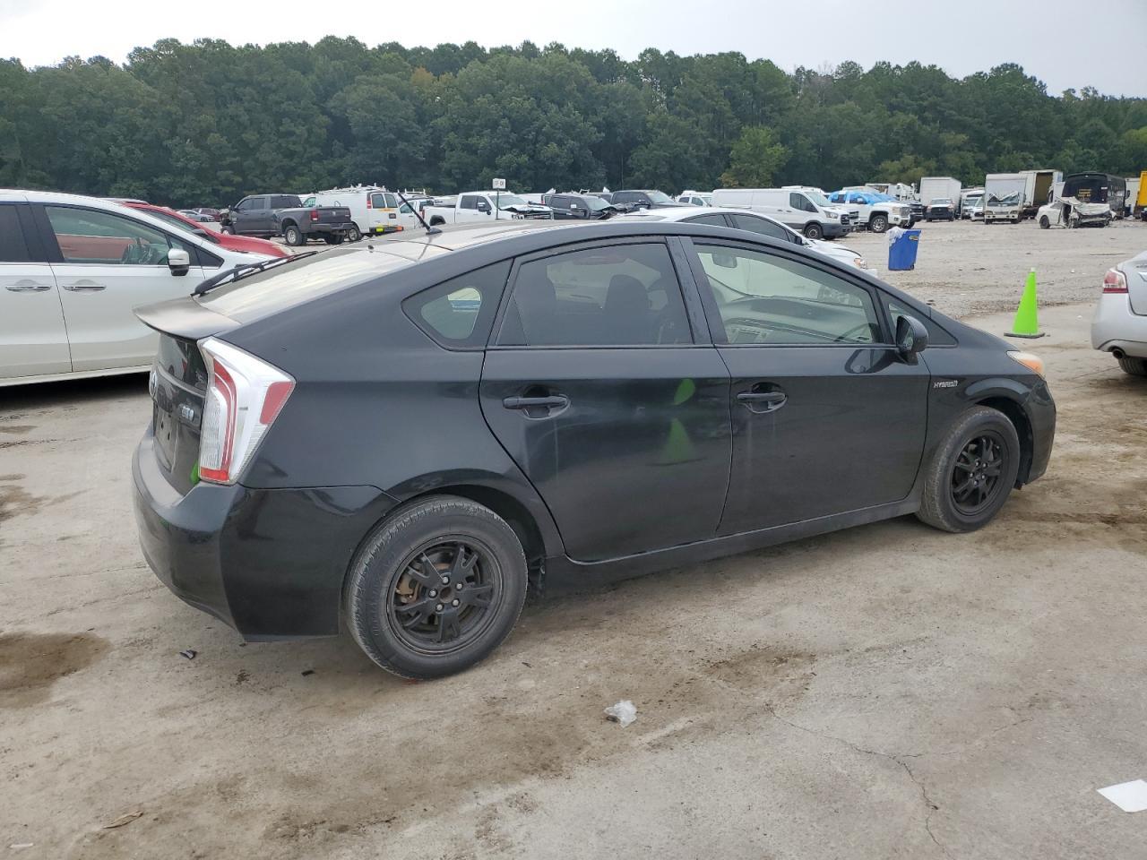 2012 Toyota Prius - Фото 3