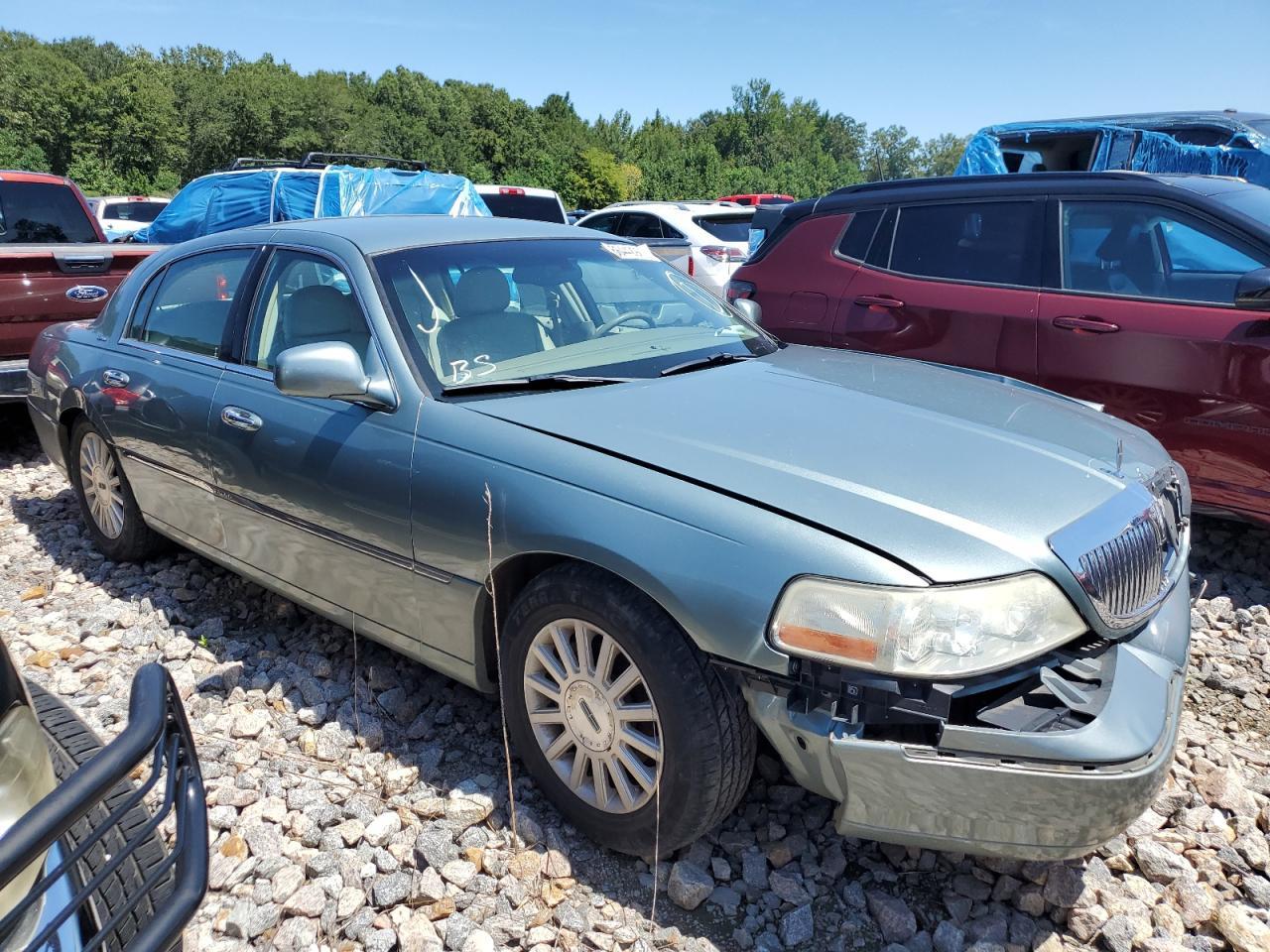 2004 Lincoln Town Car Executive - Фото 4