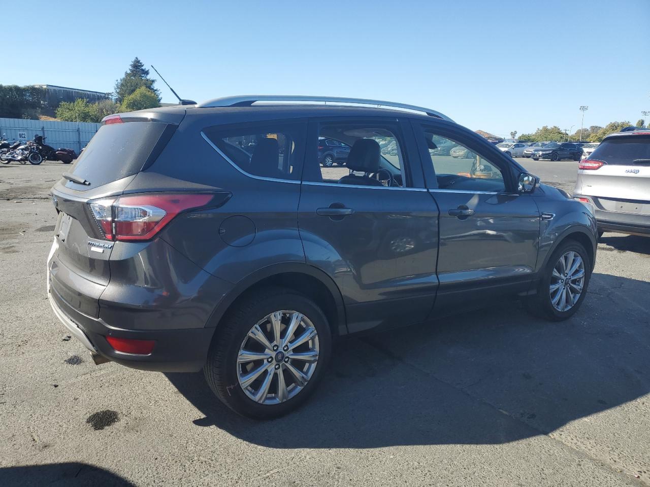 2017 Ford Escape Titanium - Image 3