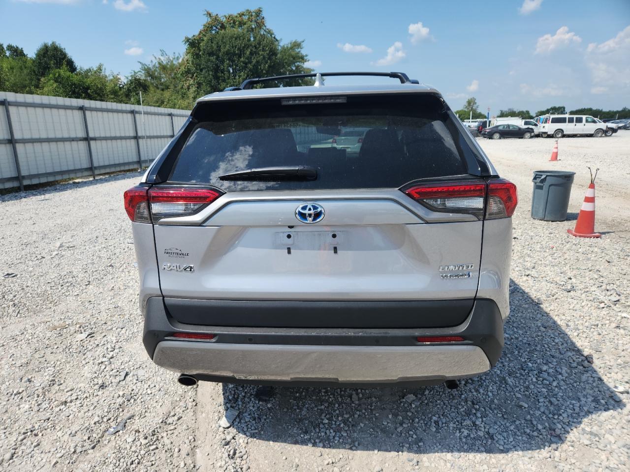 2022 Toyota Rav4 Limited - Фото 6