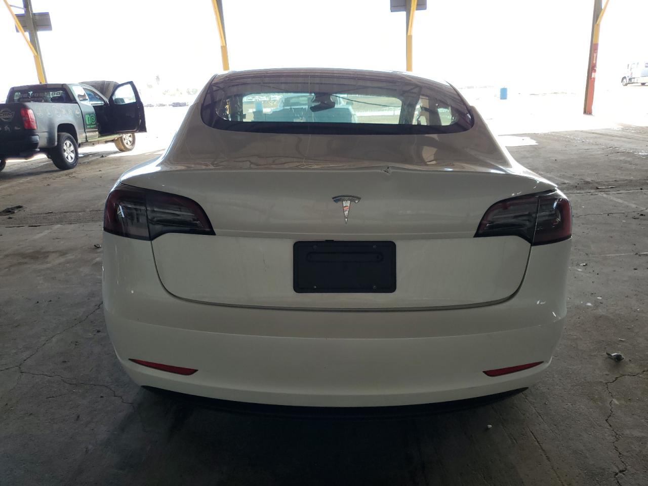 2023 Tesla Model 3 - Фото 6