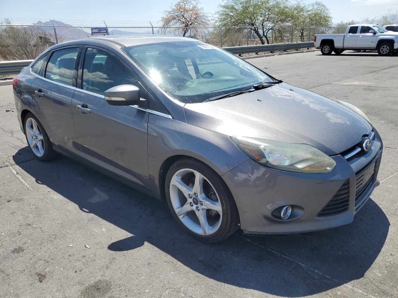 2014 Ford Focus Titanium - Image 4