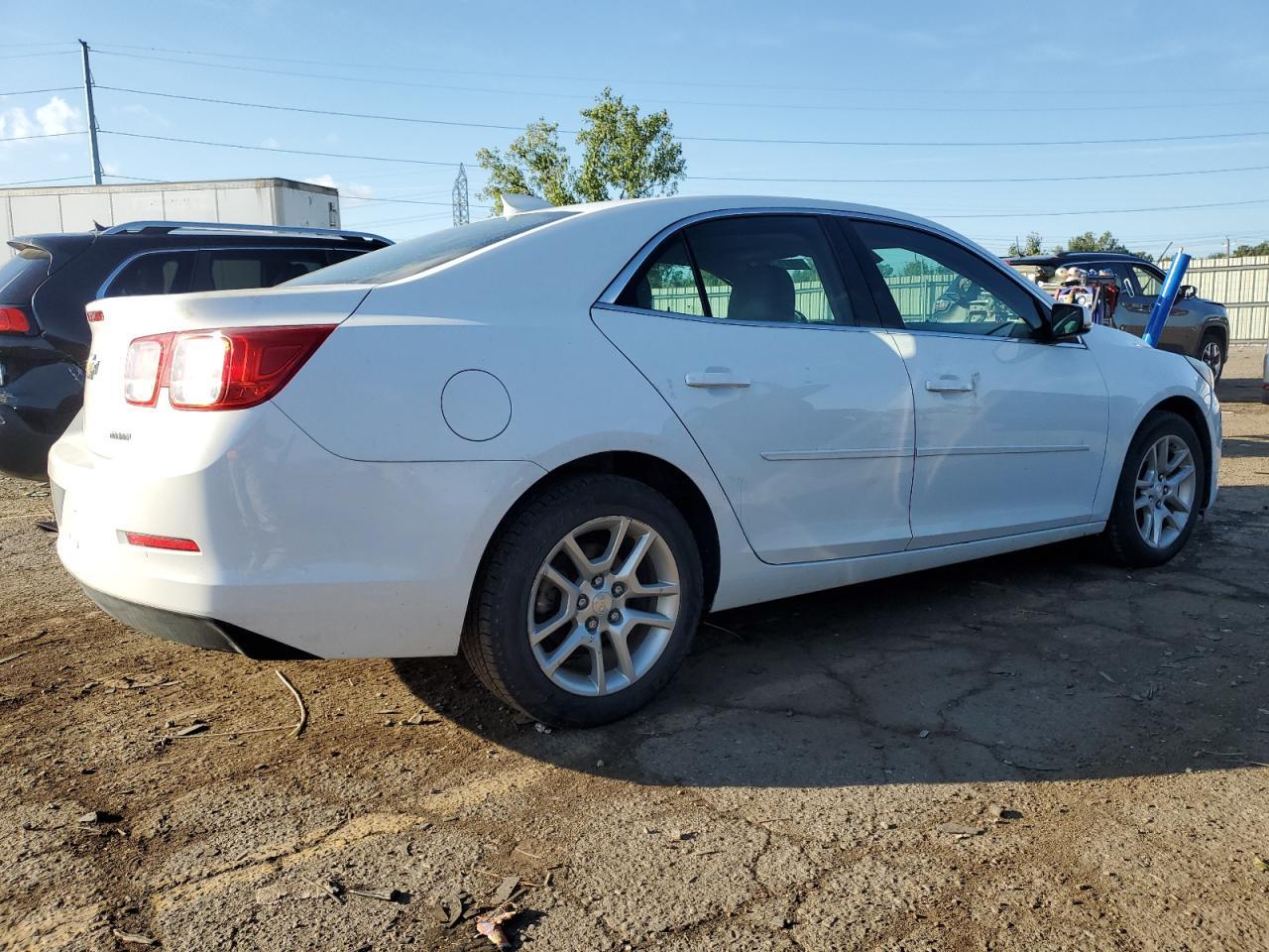 2015 Chevrolet Malibu 1Lt - Image 3