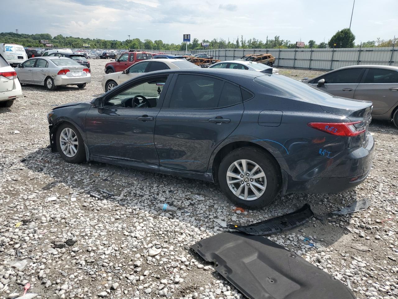 2025 Toyota Camry Xse - Image 2