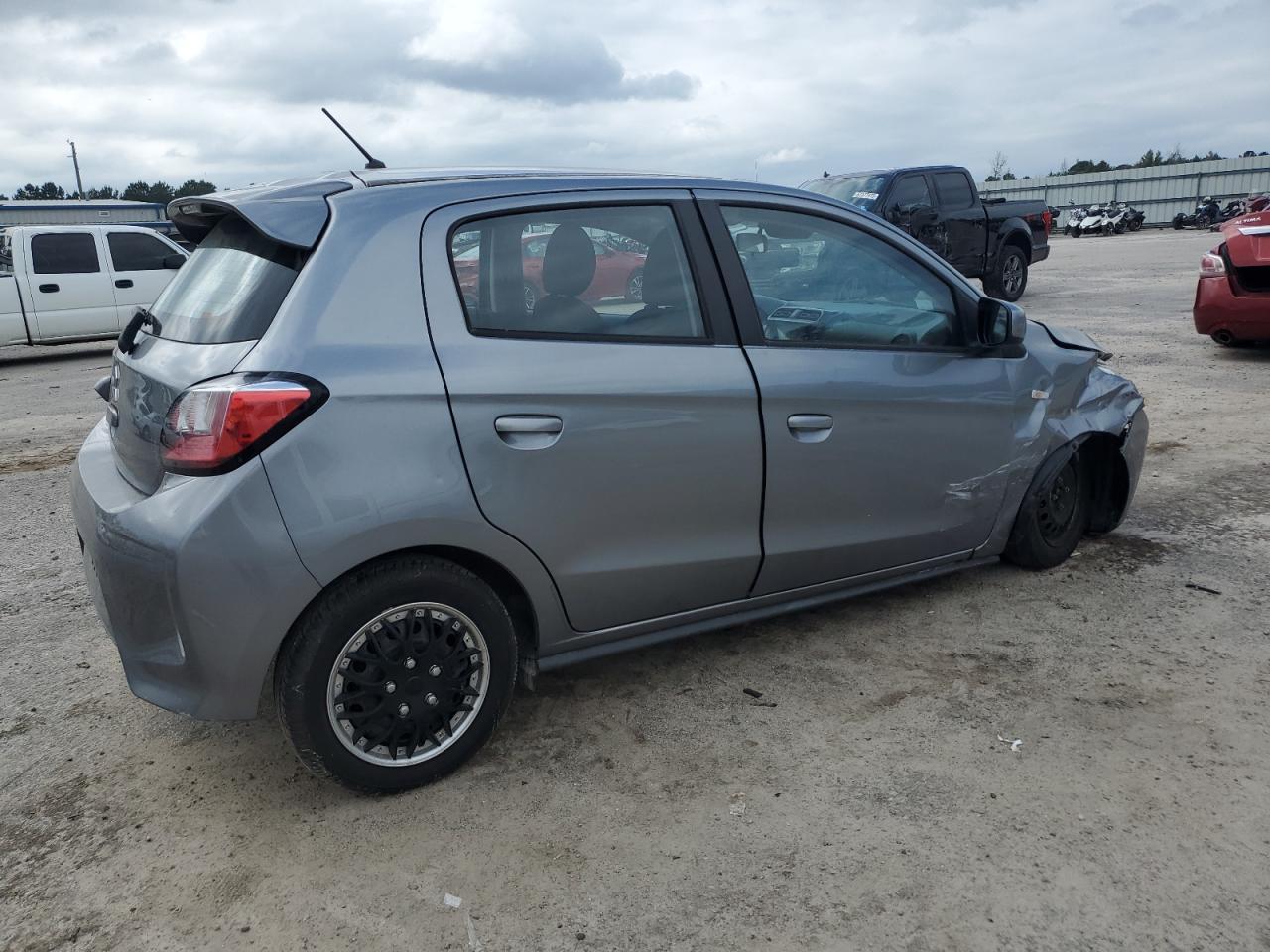 2021 Mitsubishi Mirage Es - Image 3