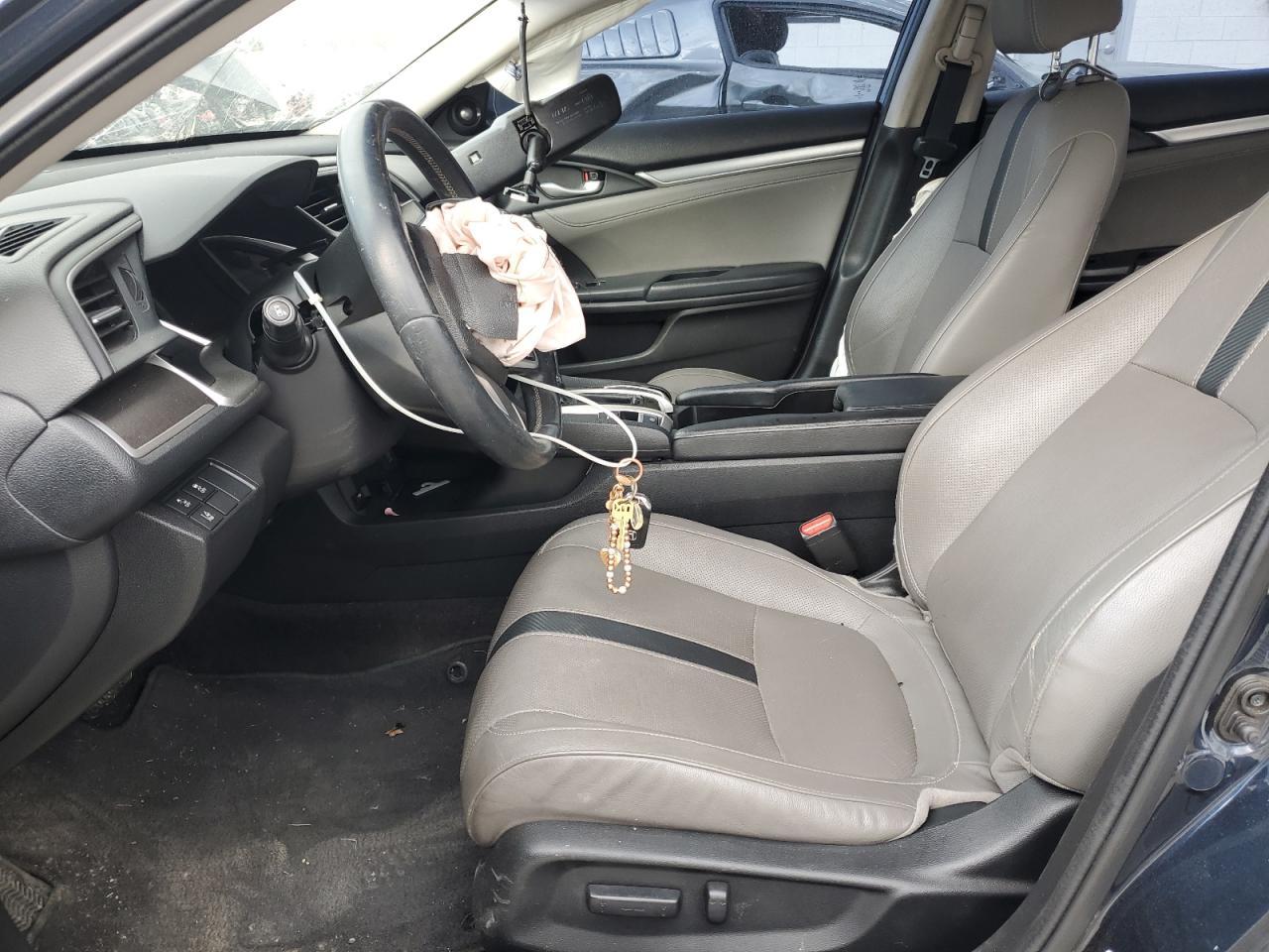 2016 Honda Civic Touring - Image 7