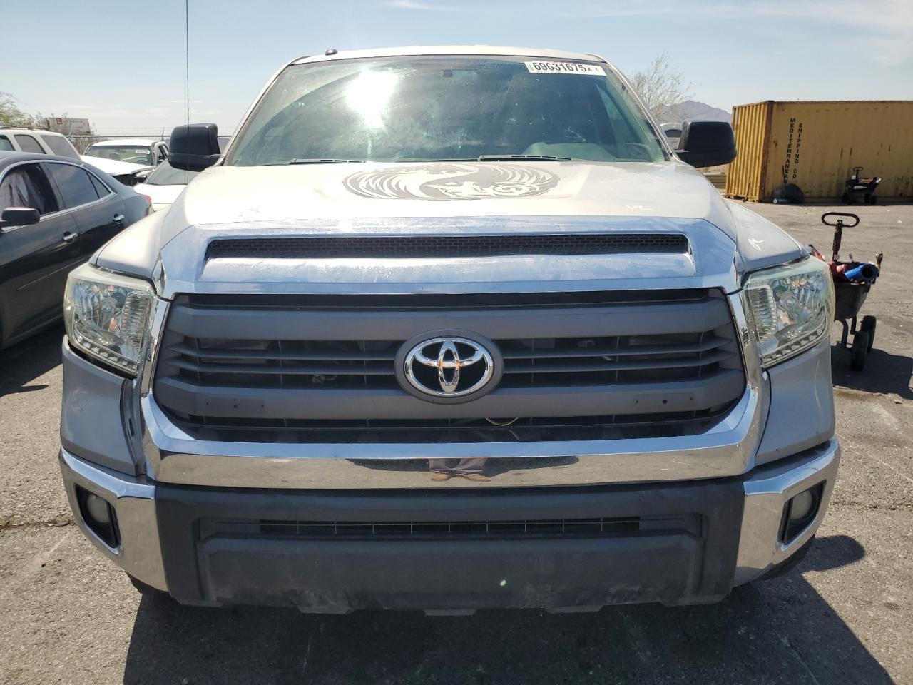 2015 Toyota Tundra Double Cab Sr - Фото 5