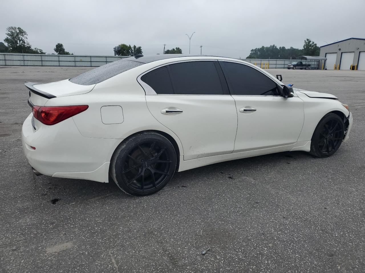 2017 Infiniti Q50 Premium - Фото 3