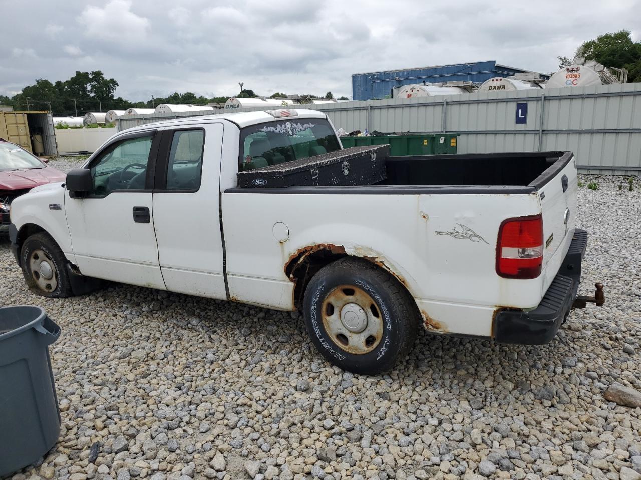 2005 Ford F150 - Фото 2