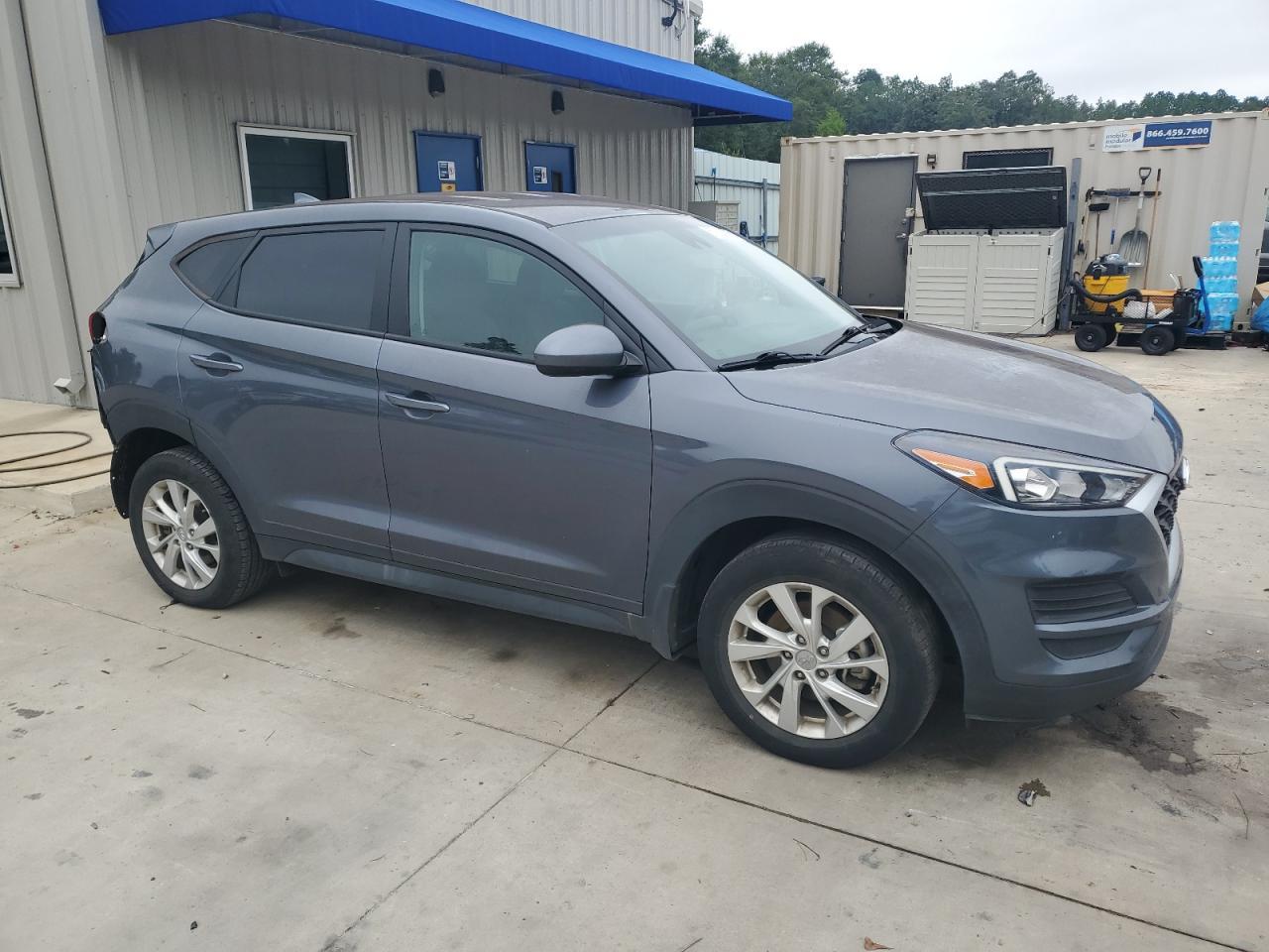 2021 Hyundai Tucson Se - Image 4