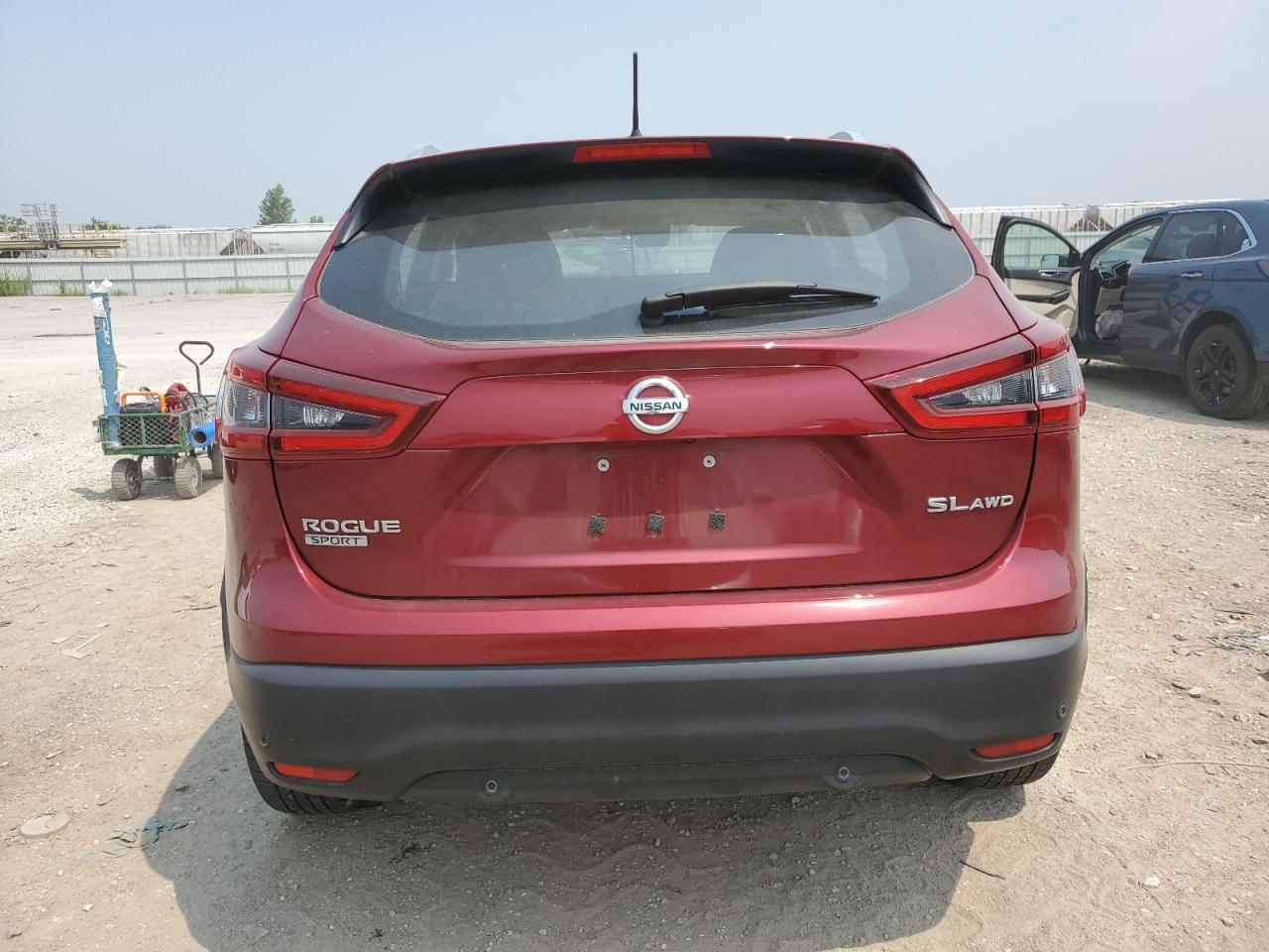 2020 Nissan Rogue Sport S - Image 6