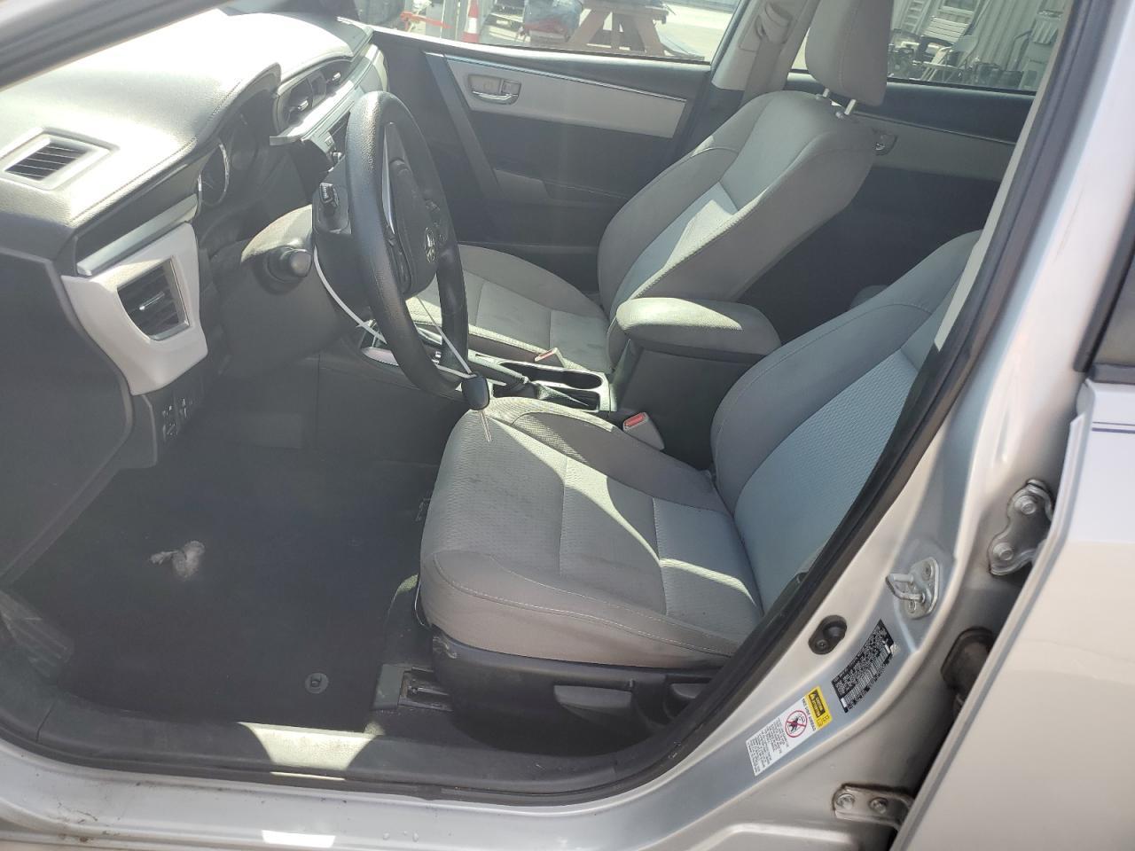 2015 Toyota Corolla L - Фото 7