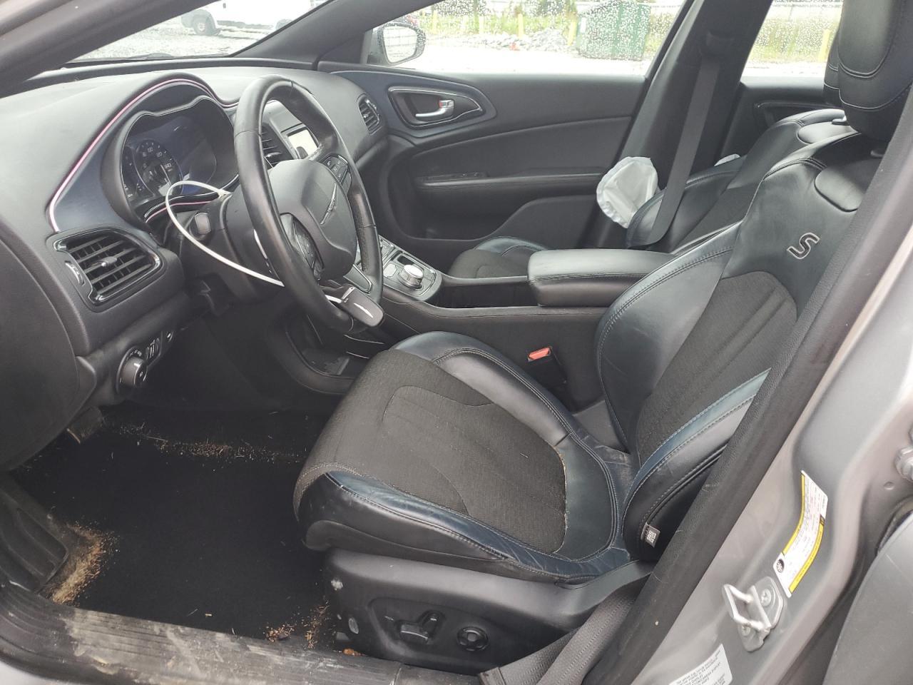 2015 Chrysler 200 S - Фото 7