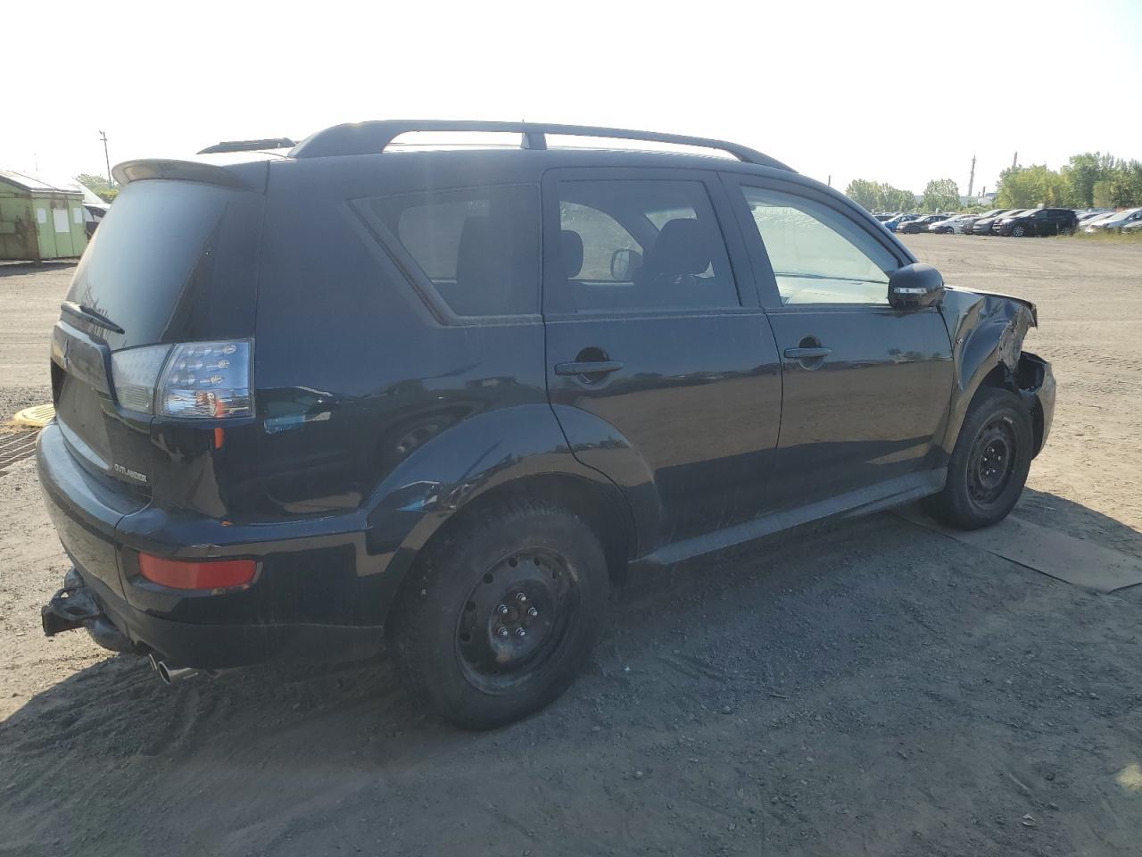 2013 Mitsubishi Outlander Se - Фото 3