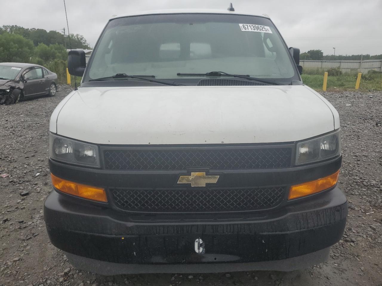 2018 Chevrolet Express G3500 Ls - Image 5