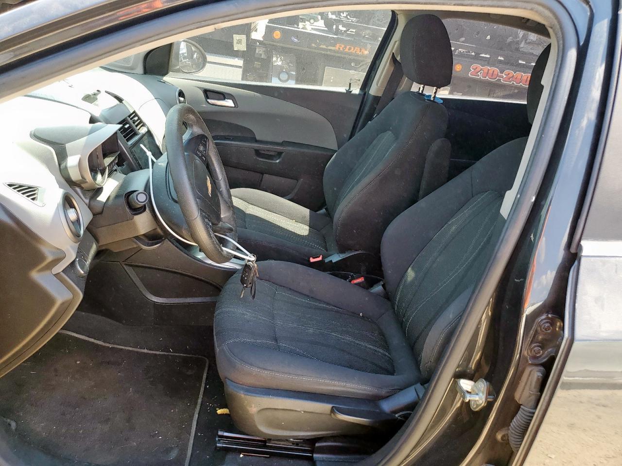2014 Chevrolet Sonic Lt - Image 7