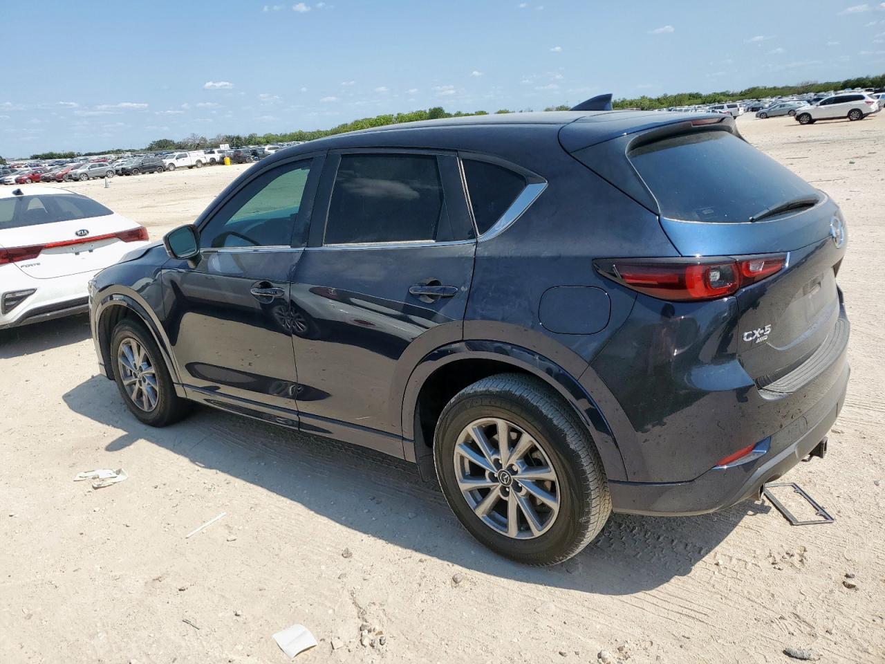 2024 Mazda Cx-5 Preferred - Image 2