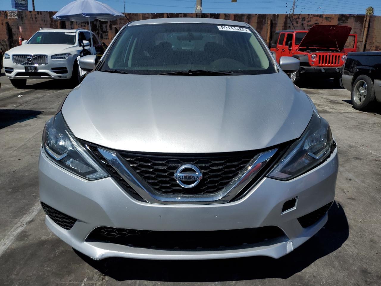 2018 Nissan Sentra S - Image 5