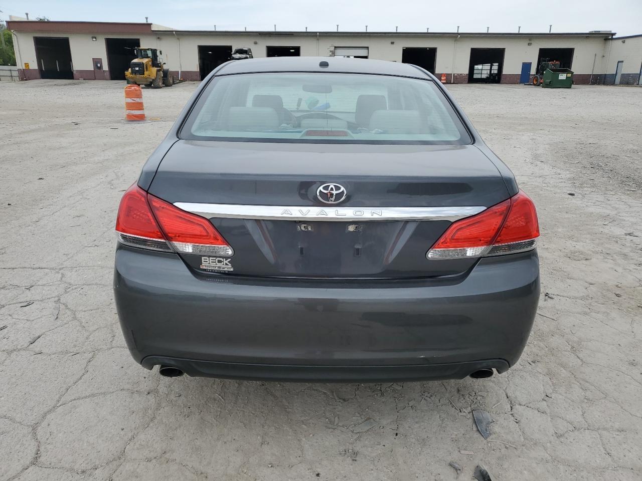 2012 Toyota Avalon Base - Image 6