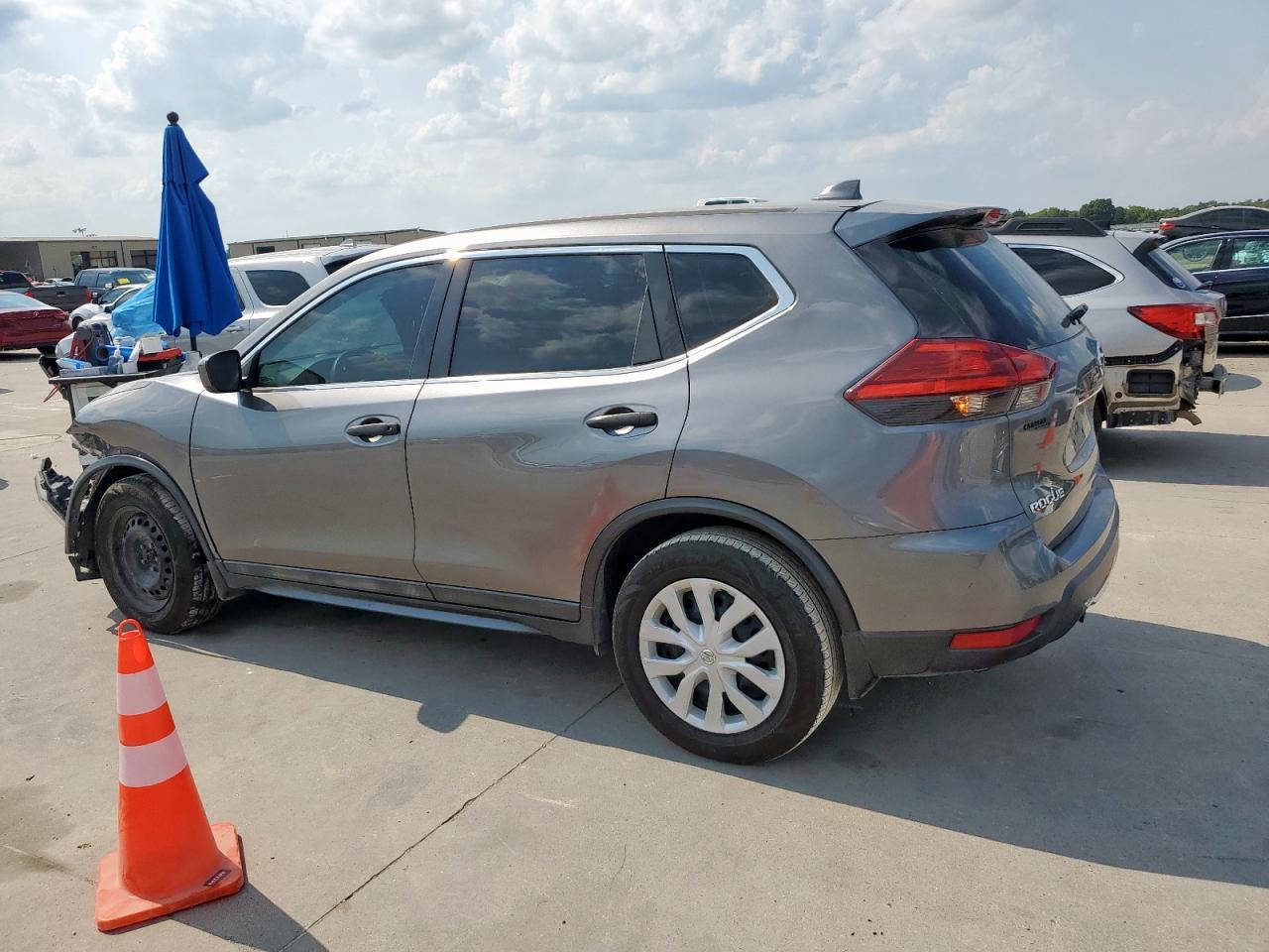 2017 Nissan Rogue S - Фото 2
