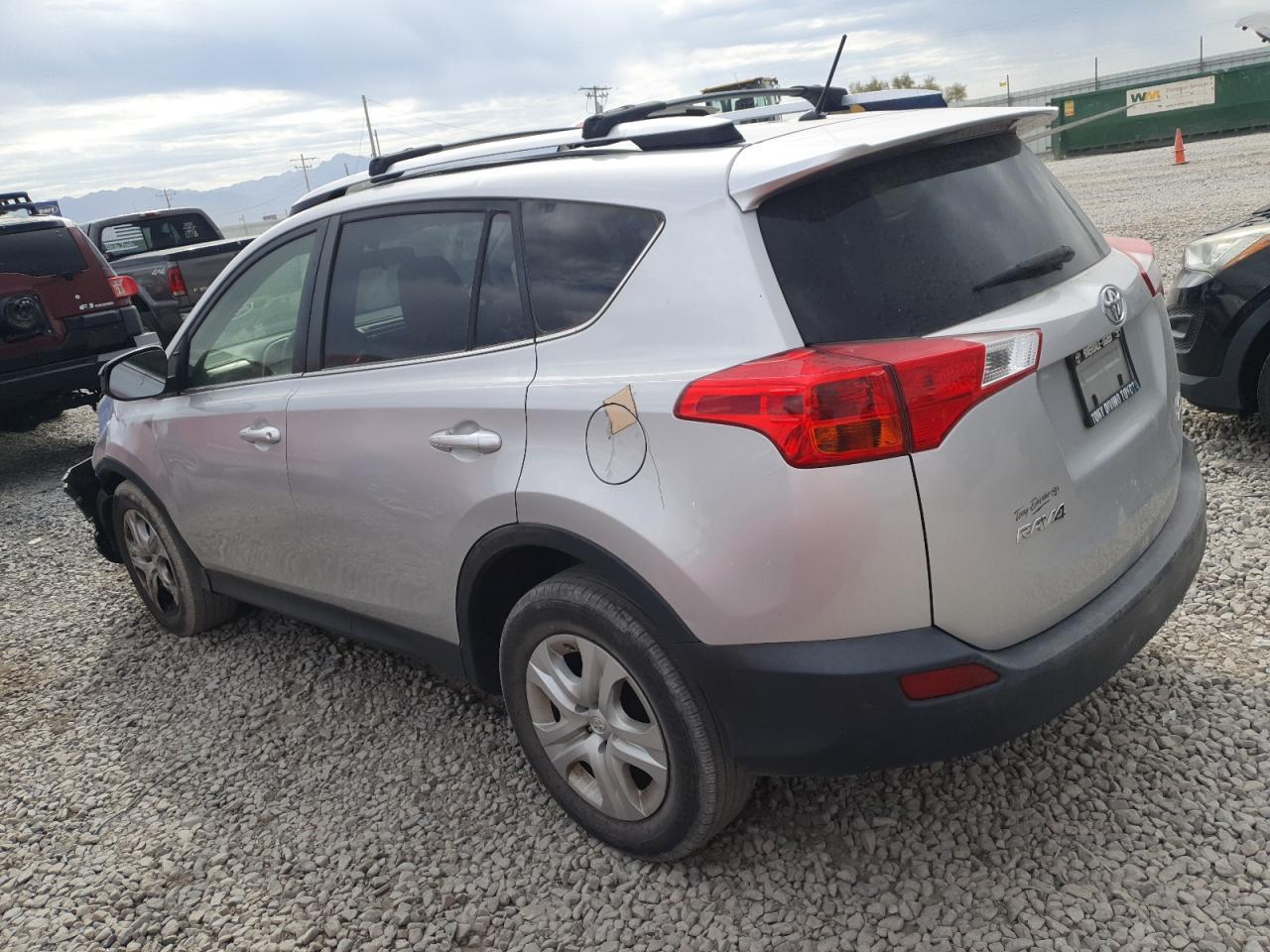 2015 Toyota Rav4 Le - Фото 2