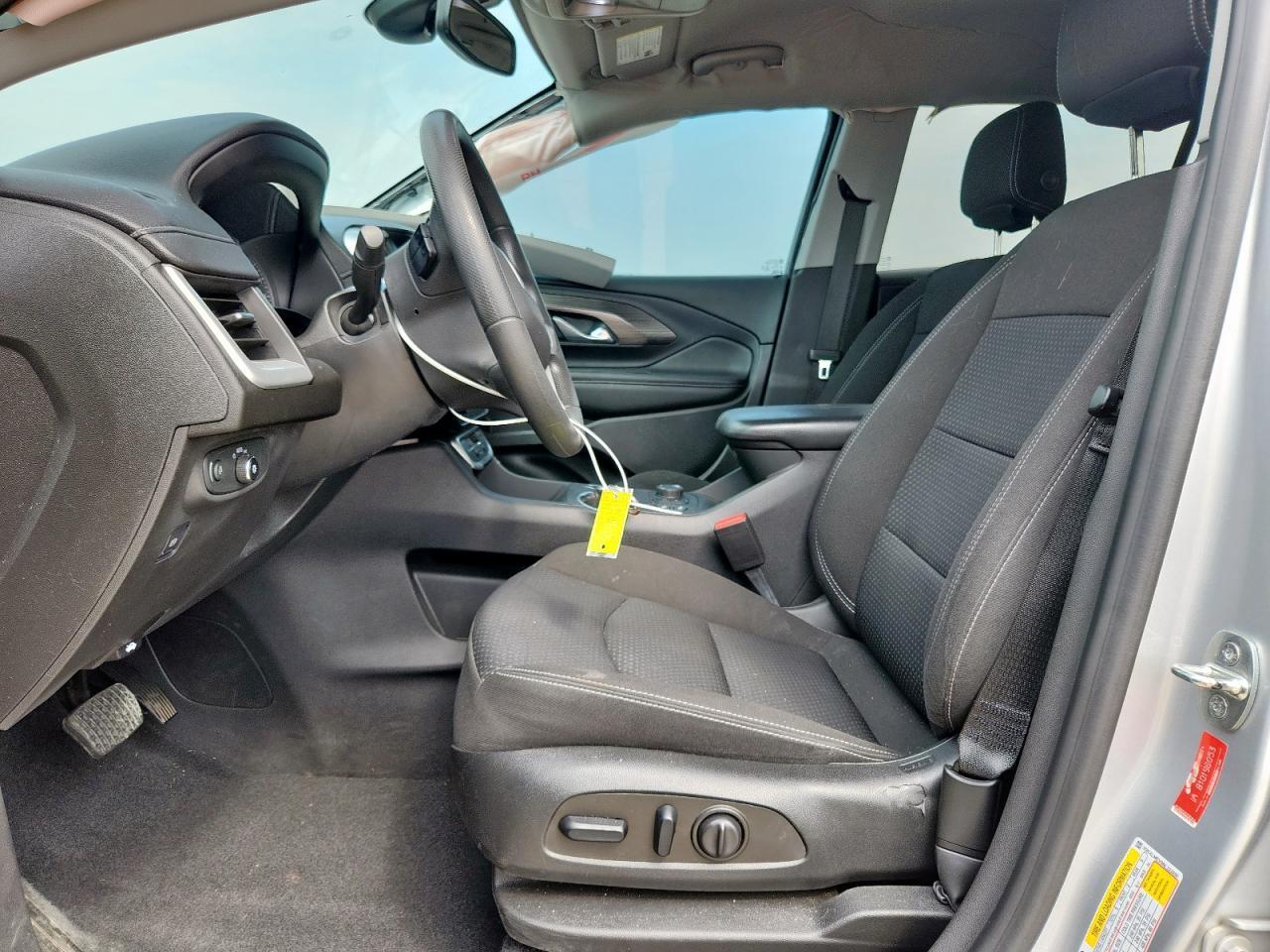 2022 GMC Terrain Sle - Image 7