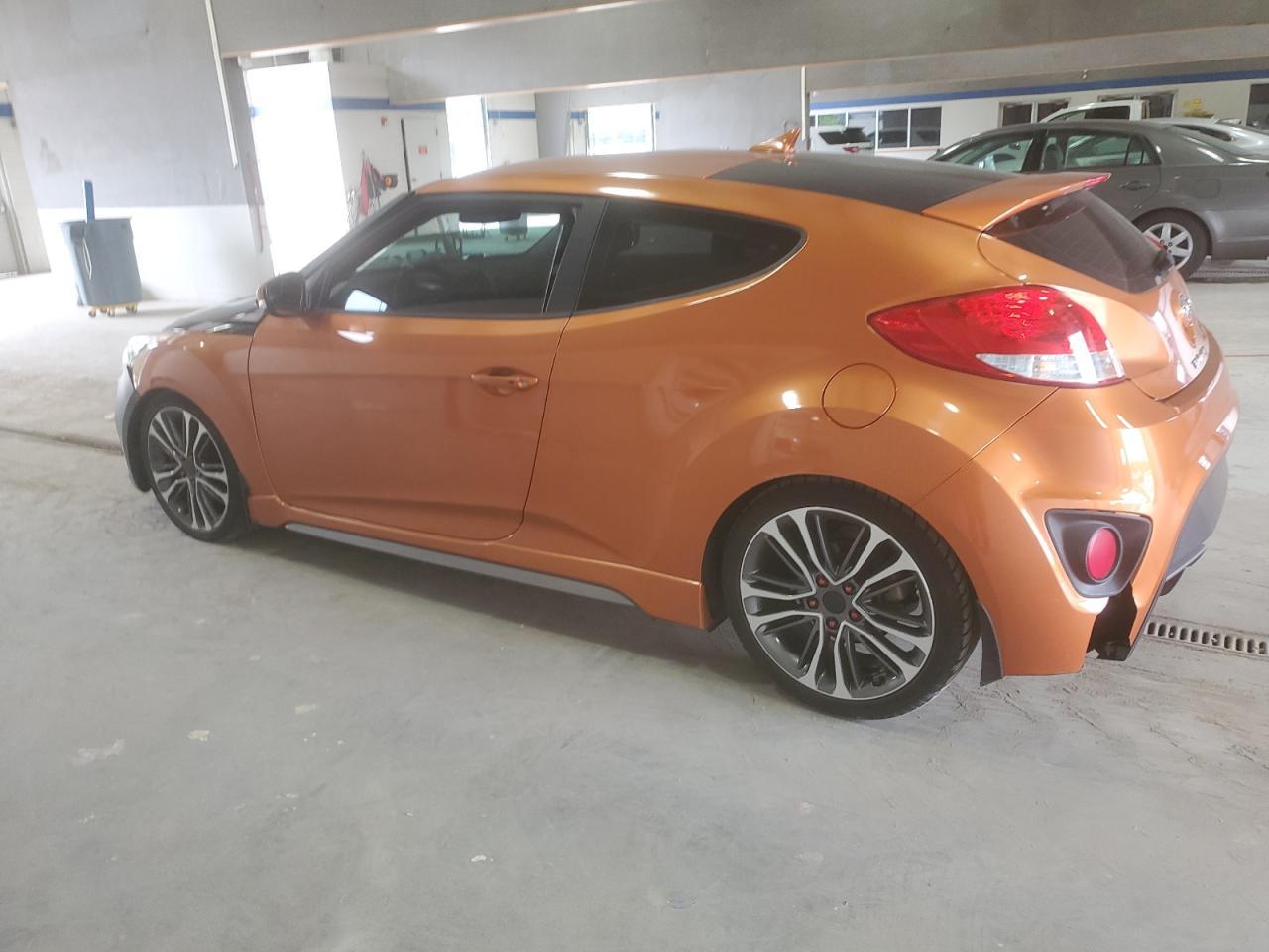 2015 Hyundai Veloster Turbo - Image 2