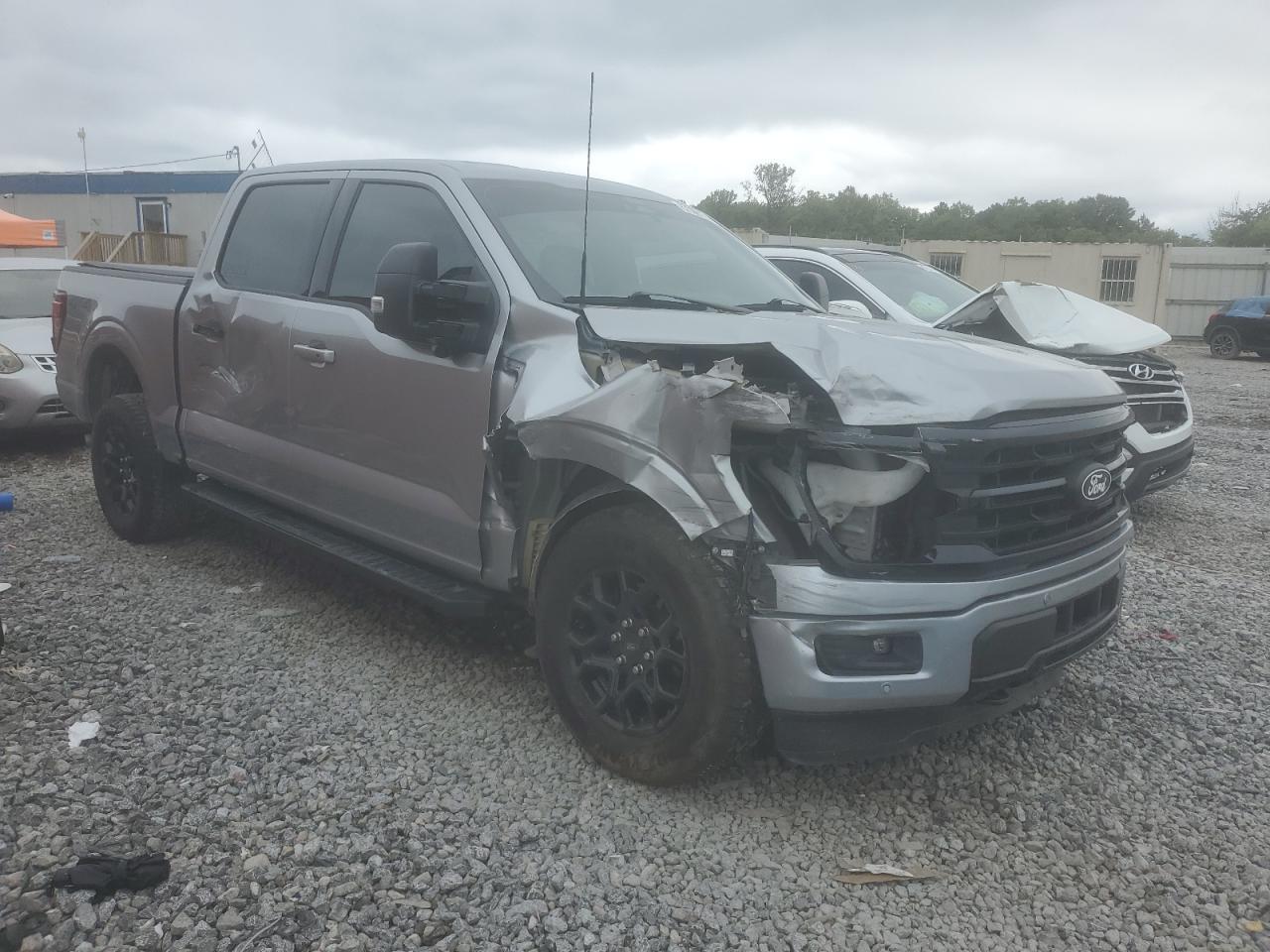 2024 Ford F150 Xlt - Фото 4