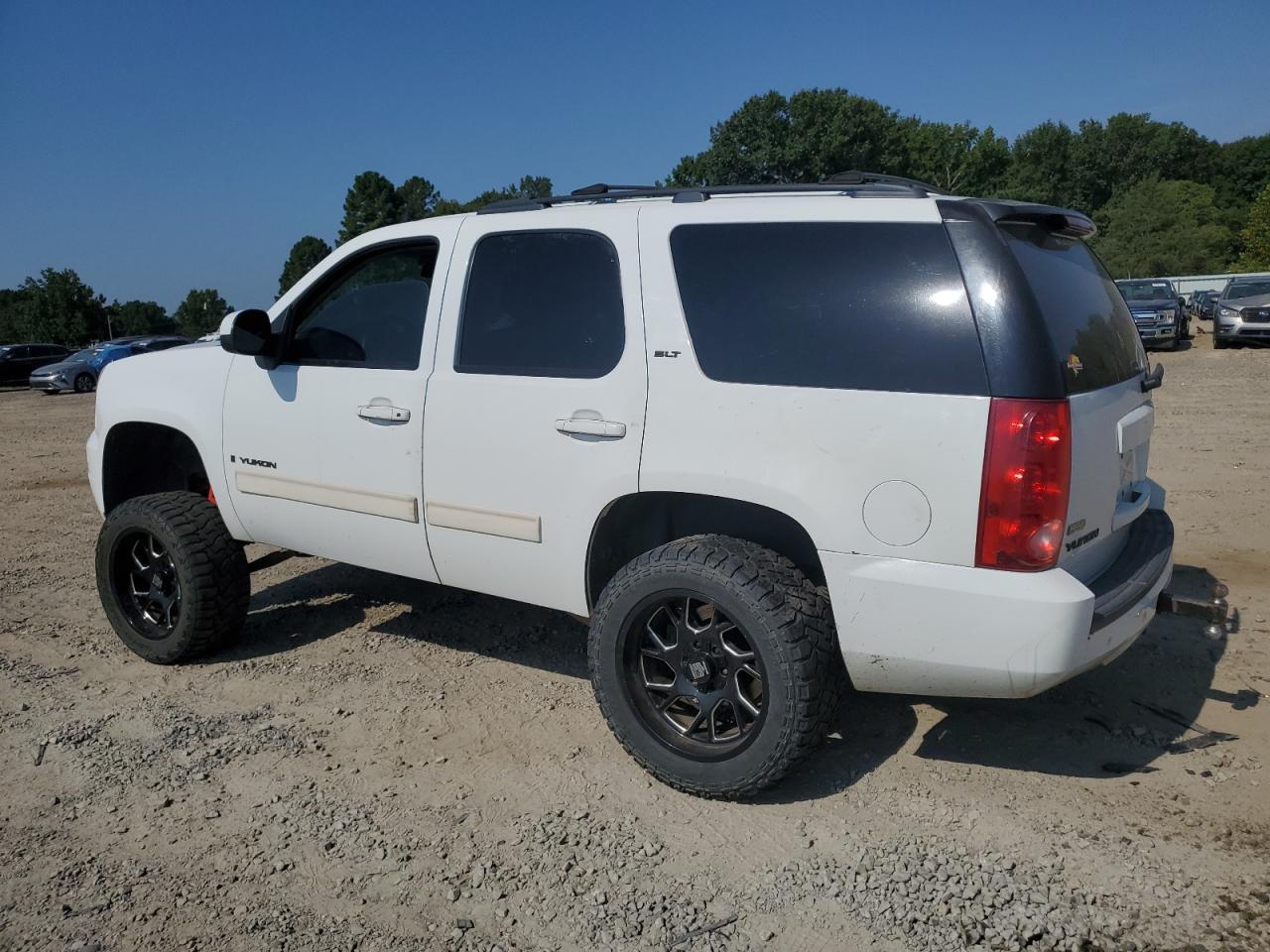 2009 GMC Yukon Slt - Фото 2