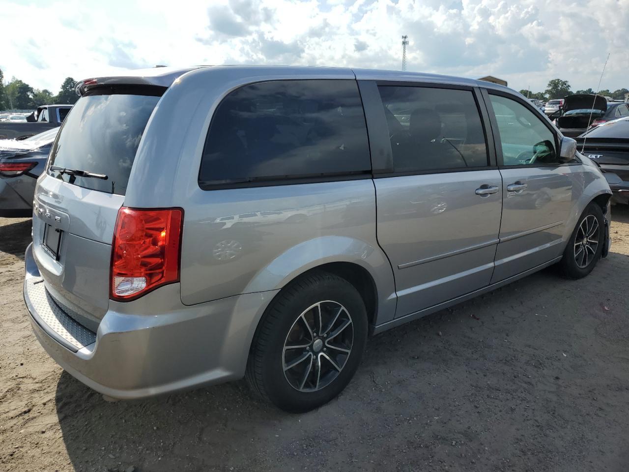 2016 Dodge Grand Caravan Sxt - Фото 3