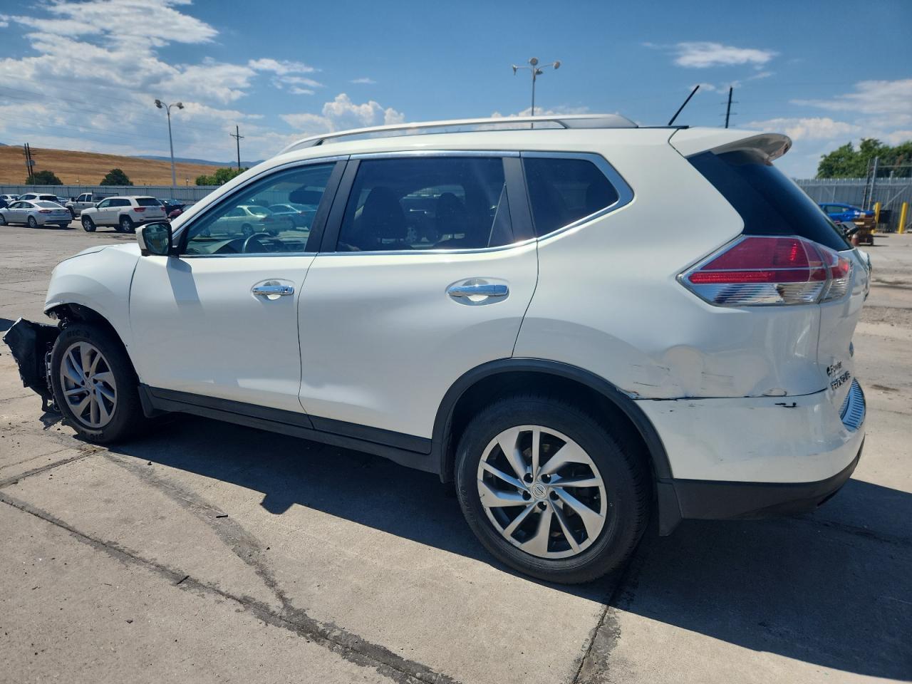 2014 Nissan Rogue S - Фото 2