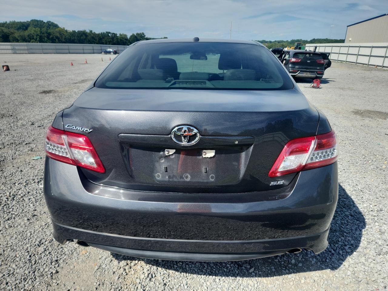 2010 Toyota Camry Se - Фото 6