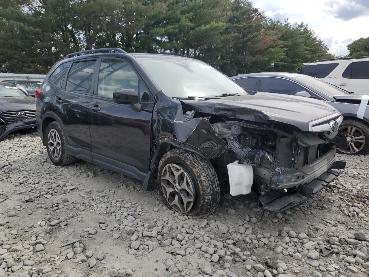2020 Subaru Forester Premium - Фото 4