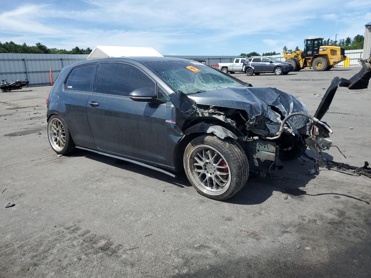 2015 Volkswagen Gti - Фото 4