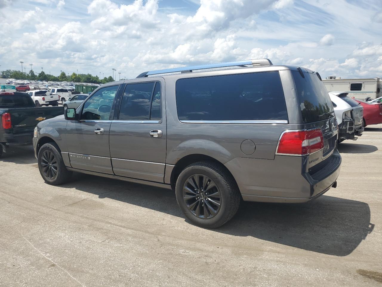 2014 Lincoln Navigator L - Фото 2