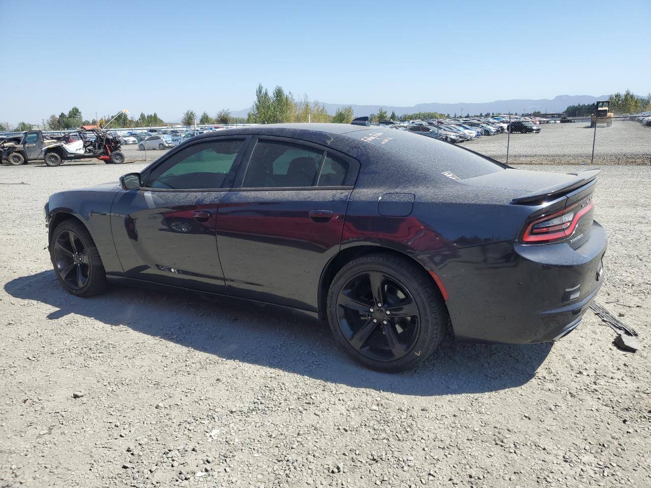 2017 Dodge Charger Sxt - Фото 2