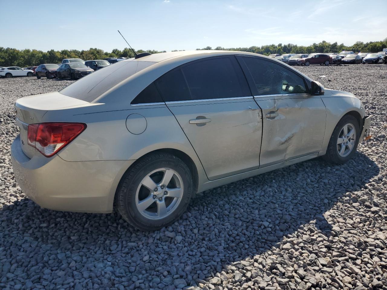 2016 Chevrolet Cruze Limited Lt - Image 3